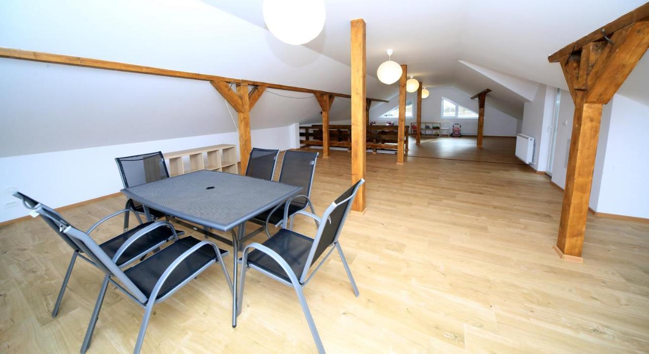 Carpen View Residence Sacele Bagian luar foto