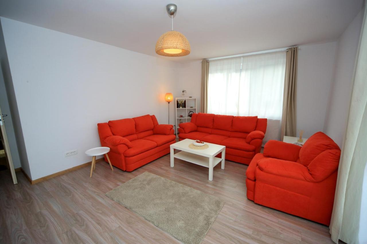 Carpen View Residence Sacele Bagian luar foto