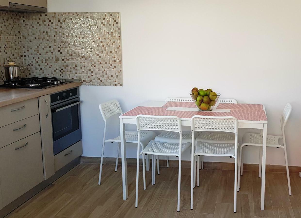 Carpen View Residence Sacele Bagian luar foto